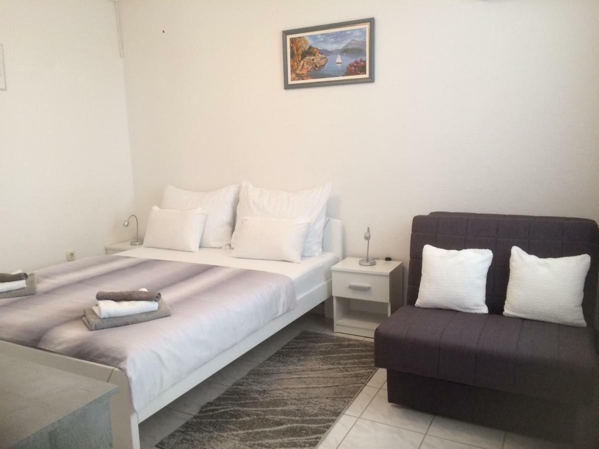 Maestral Suites Sibenik Exterior photo